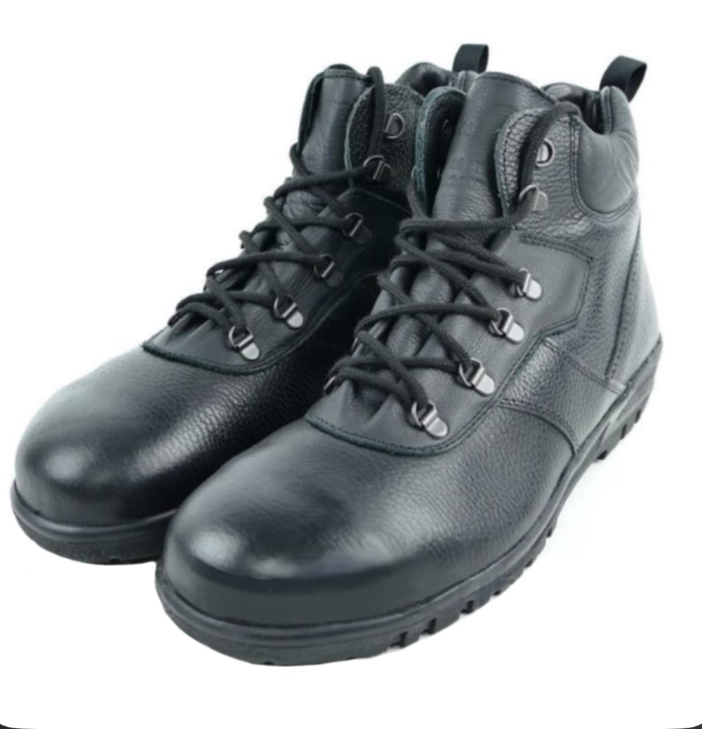Bergmann Safety Boots- Size 45/11