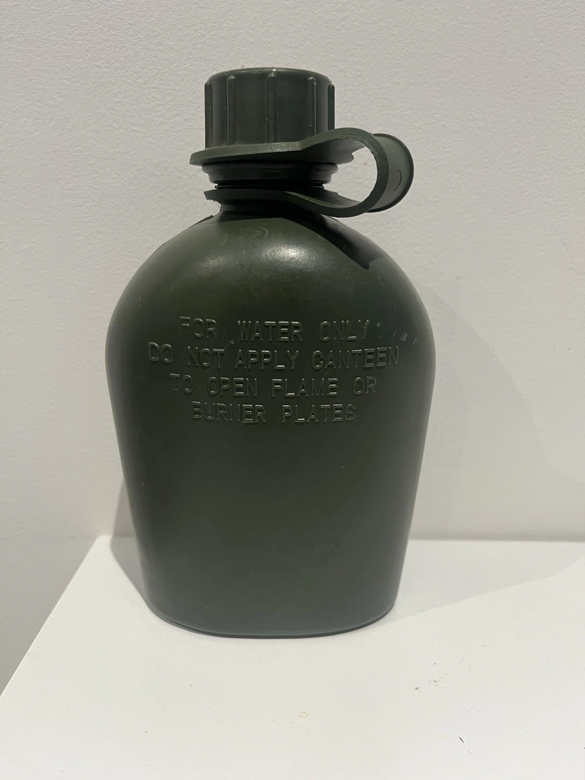 Dutch Military Issue Green Plastic Water Canteen Bottle, KL71